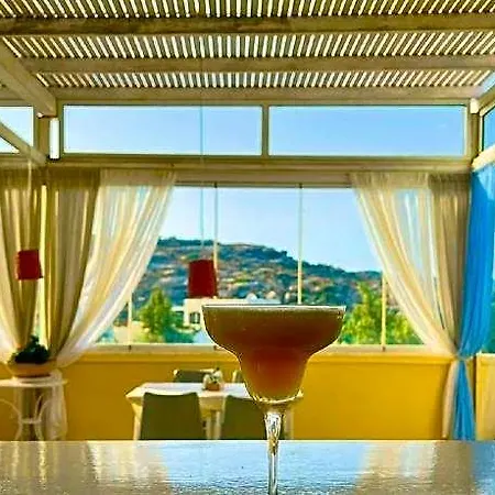 Otel Kedros Naxos City